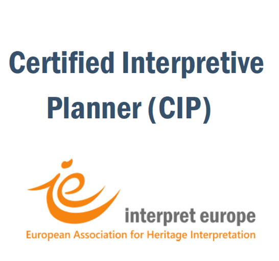 Logga för Interpret Europe samt texten Certified Interpretive Planner (CIP)