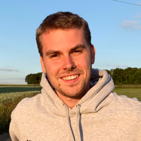 Headshot of a young man.
